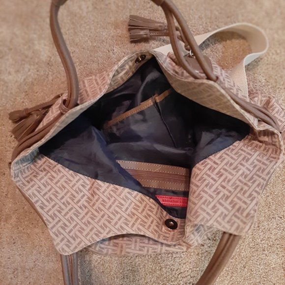 Purse - Picture 2 of 2